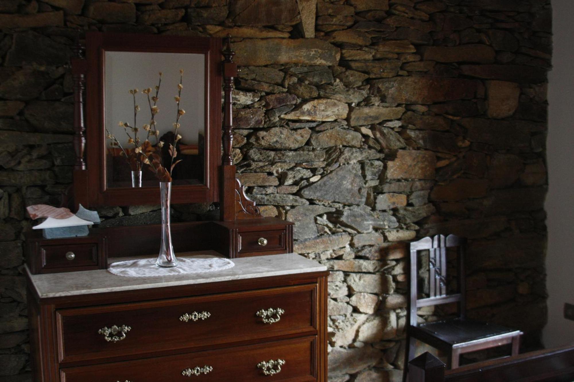 Gasthaus Bairro Do Casal - Turismo D'Aldeia Vila Nova de Foz Côa Zimmer foto