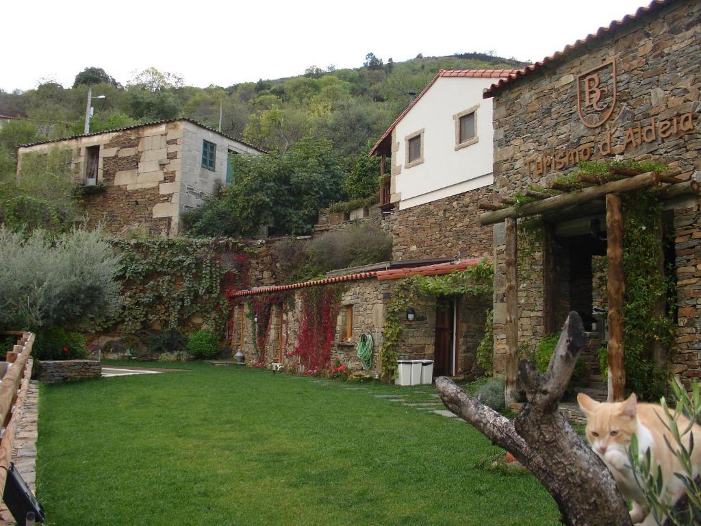 Gasthaus Bairro Do Casal - Turismo D'Aldeia Vila Nova de Foz Côa Zimmer foto